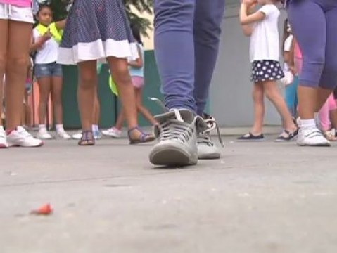 No atarse los cordones puede ser tan perjudicial como llevar zapatos pequeños
