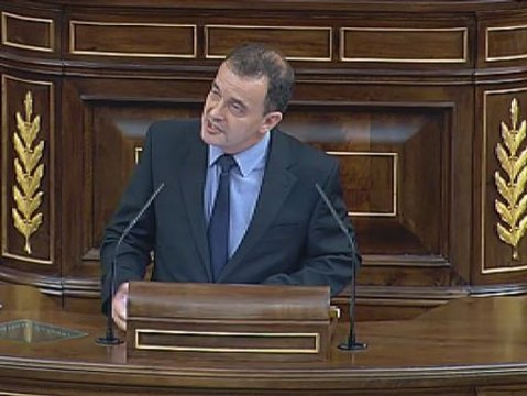 Villalobos expulsa a Bosch del Congreso