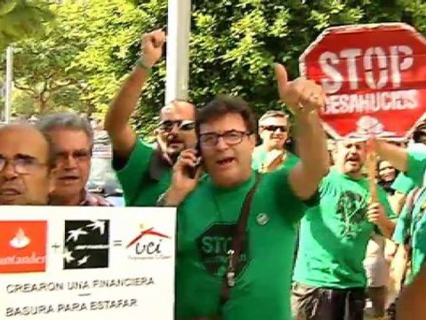 Afectados por la Hipoteca vuelven a manifestarse en varias ciudades españolas
