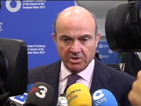 De Guindos afirma que el déficit va por la buena senda