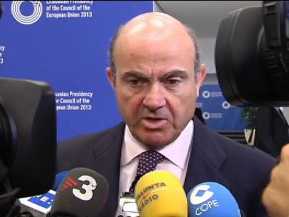 De Guindos afirma que el déficit va por la buena senda