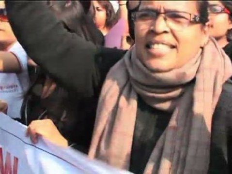 Condenan a muerte a los autores de la violación múltiple a una joven de la India