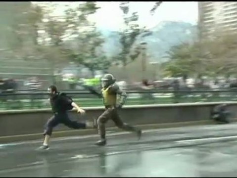 Una manifestación por la educación pública en Chile acaba en enfrentamientos