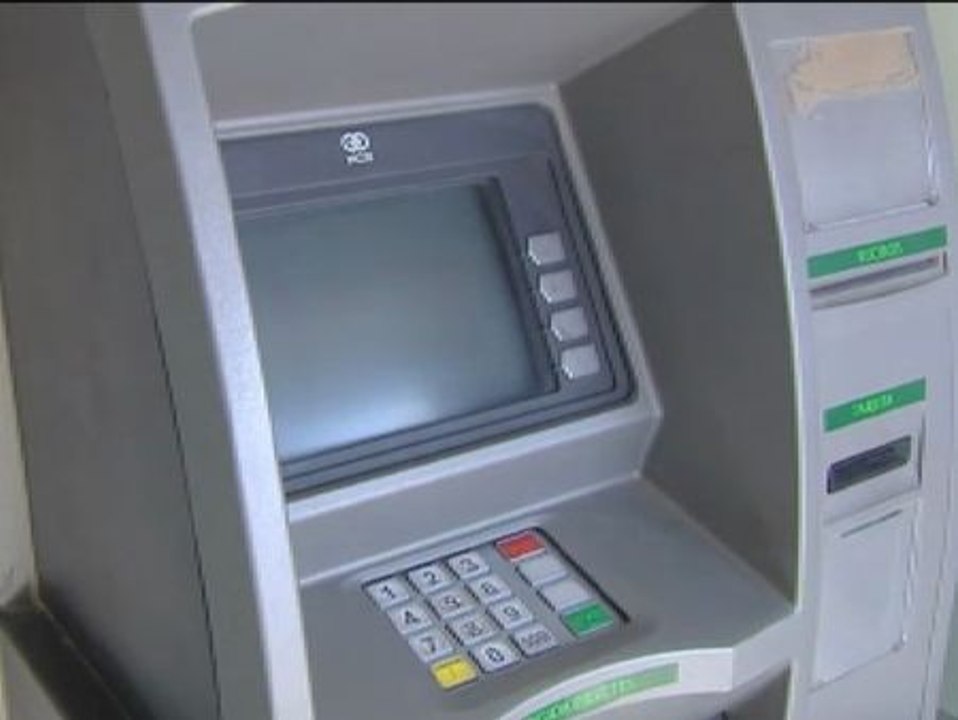Sin dinero en isla de La Graciosa porque el cajero está estropeado