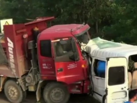 10 personas han muerto en el este de China en un accidente de tráfico