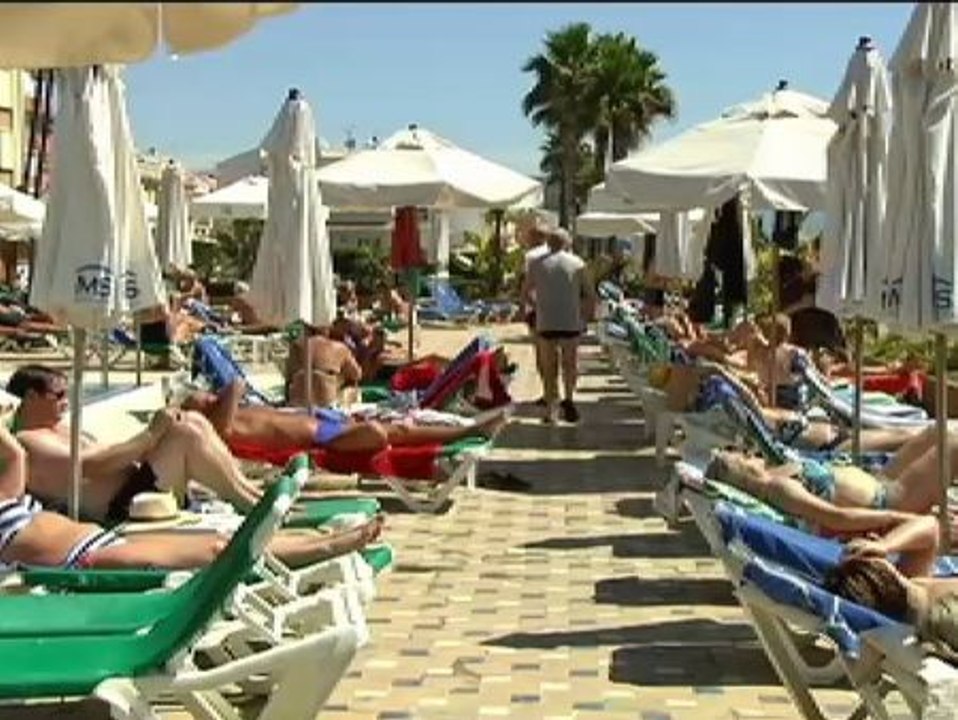 La temporada turística crea la mitad de los empleos en mayo