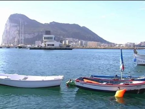 España podría llevar el conflicto de Gibraltar a foros internacionales