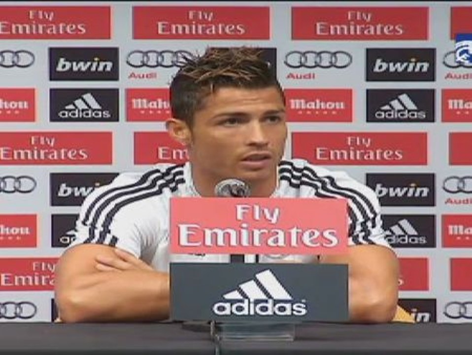 Ronaldo: "Ancelotti es sencillo y muy cariñosos con todos"