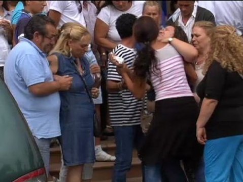 Dolor inmenso en el funeral de dos menores arrollados por un coche en Jerez