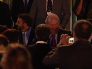 Concluye la visita oficial del Rey