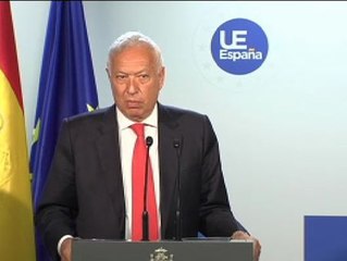 Margallo resalta que es importante que "el presidente ha entendido que tiene que comparecer"