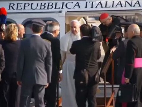 El Papa Francisco ya viaja rumbo a Brasil