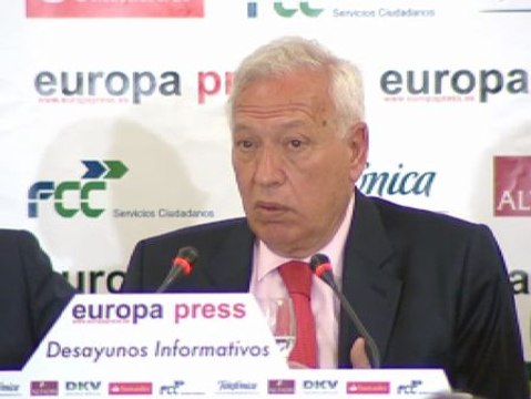 Margallo a Evo Morales: Si ha habido un malentendido en una noche muy complicada, lo sentimos