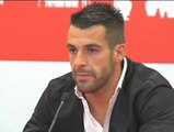 Negredo se despide del Sevilla