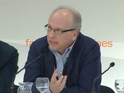 El informe de FAES recomienda bajar los impuestos para reducir cargas a la clase media