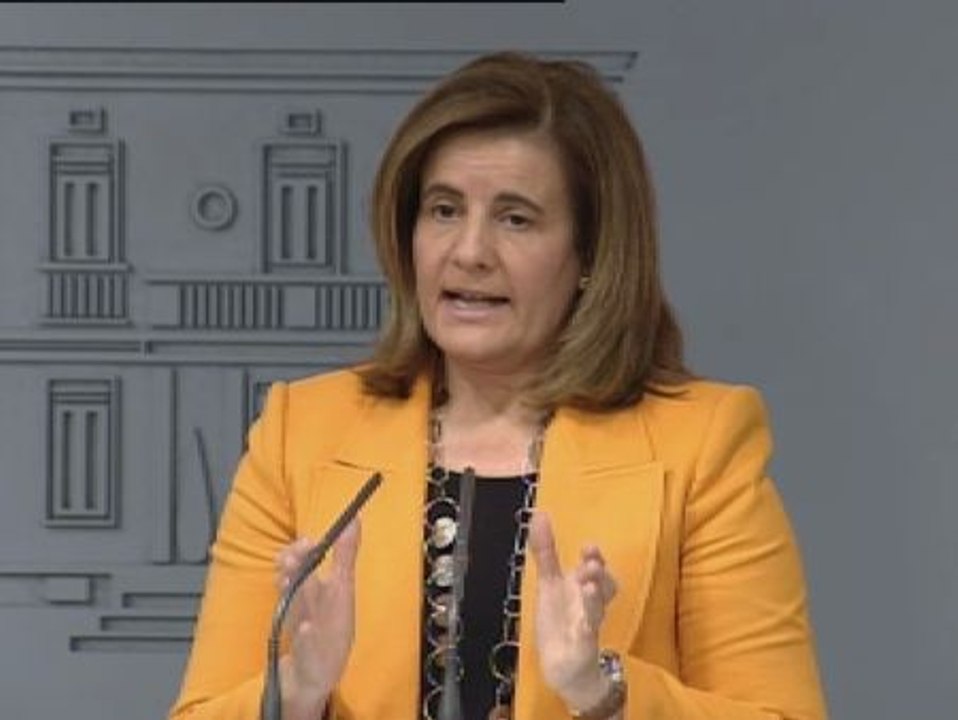 Báñez asegura que España recibirá 2.000 millones de euros para la lucha contra el paro juvenil