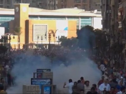 Escalada de violencia en Egipto entre militares e islamistas