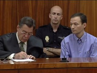 Bretón, impasible en la lectura de la sentencia