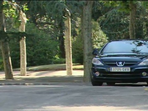 Rajoy y Rubalcaba escenifican en Moncloa el pacto PP-PSOE