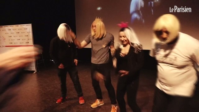 Bilal Hassani à la rencontre des fans de l'Eurovision à Paris