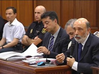 Etxebarría: "Esos niños han sido quemados en esa hoguera"