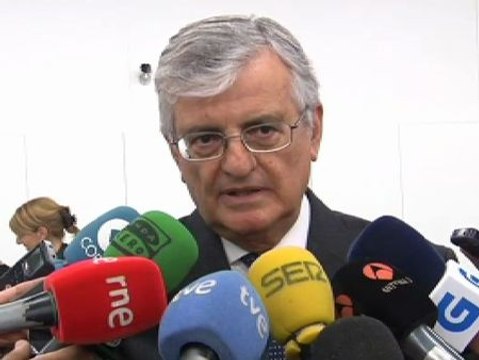 Torres-Dulce pone en manos de los fiscales llamar a declarar a Bárcenas
