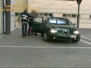 Obispo detenido por blanqueo de dinero