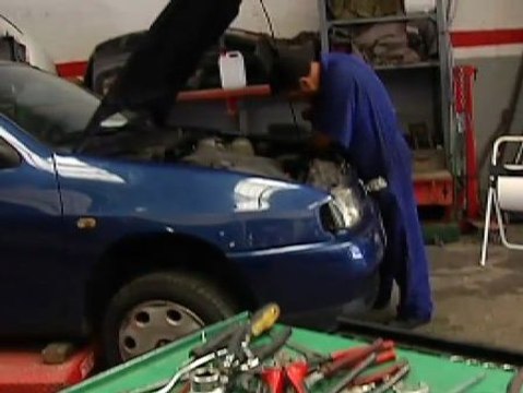 Uno de cada tres españoles revisan el coche antes de salir de vacaciones