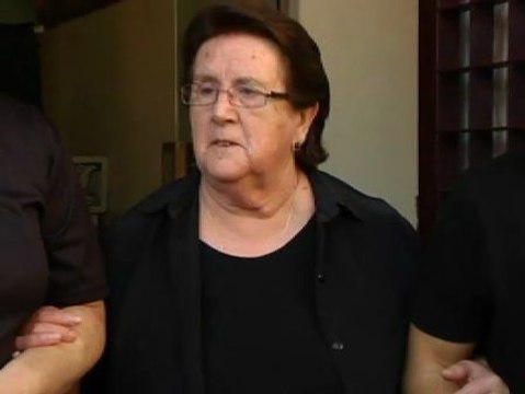 La herencia de su hija le obliga a pagar las deudas de su asesino.