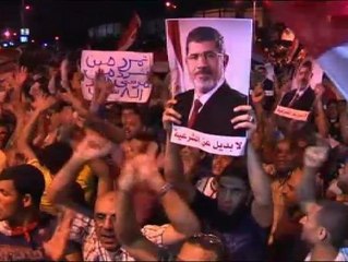 Download Video: Cientos de seguidores de Mursi salen a la calle