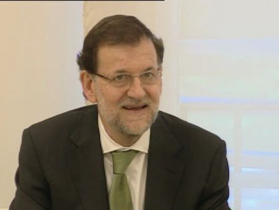 Rajoy escucha las propuestas de los sindicatos de cara a la Cumbre Europea