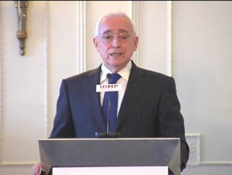 El presidente de la Asociación Española de la Banca sobre Blesa: No aprendió lo que yo le quise enseñar