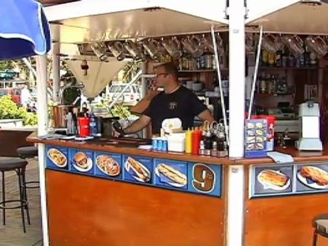 Chiringuitos de Calella se encargarán de vigilar las playas