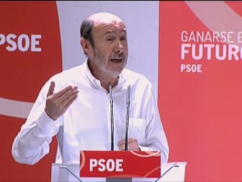 Rubalcaba: No queremos volver a la España de 'Cuéntame'