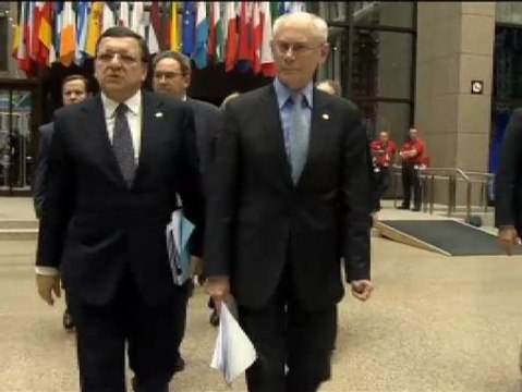 Bruselas da a España dos años más para cumplir el défict