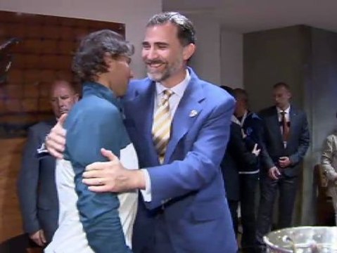 El Príncipe felicita a Nadal por su victoria en París