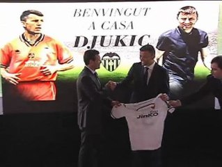 Djukic regresa a casa