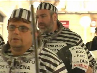 Presos de los recortes protestan en Bilbao