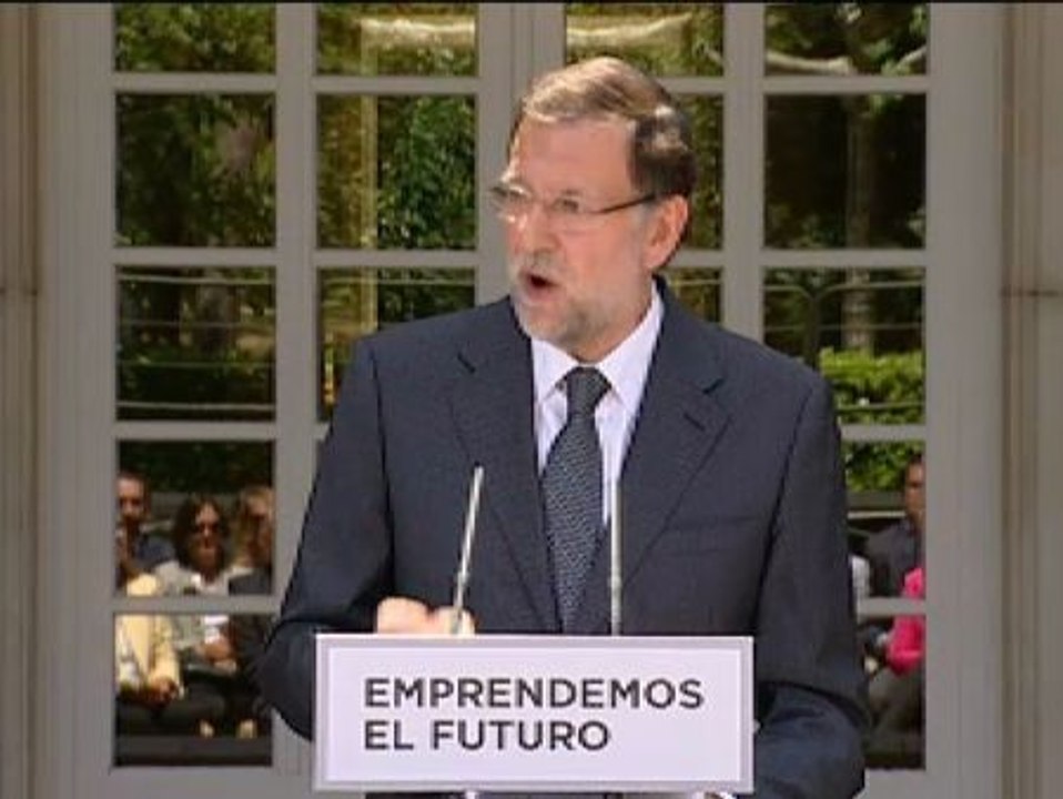 Rajoy reclama a las entidades bancarias que estén a la altura