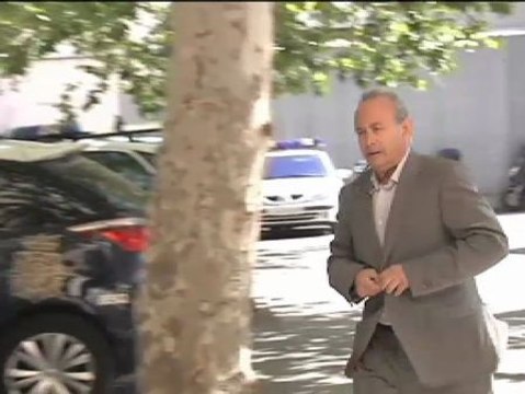 El juez Castro insiste en investigar a la Infanta por posible delito fiscal