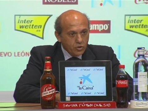 Navas se va del Sevilla para progresar como futbolista