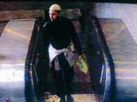 La policía francesa detiene al presunto agresor que intentó matar a un militar en París