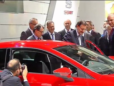 Rajoy y Mas visitan el Salón del Automóvil de Barcelona
