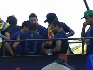 Fiesta blaugrana por todo lo alto en las calles de Barcelona