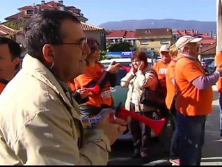 Altercado entre los afectados por las preferentes y la Policía de Nigrán