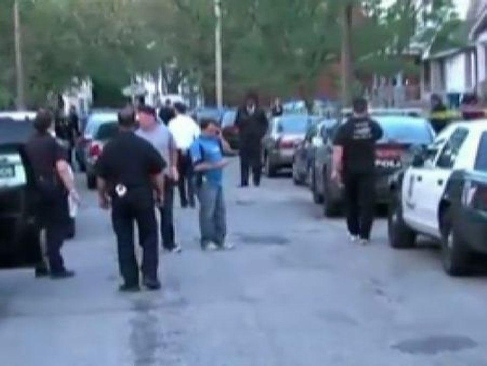 Encontradas vivas tres adolescentes desaparecidas en EEUU hace una década