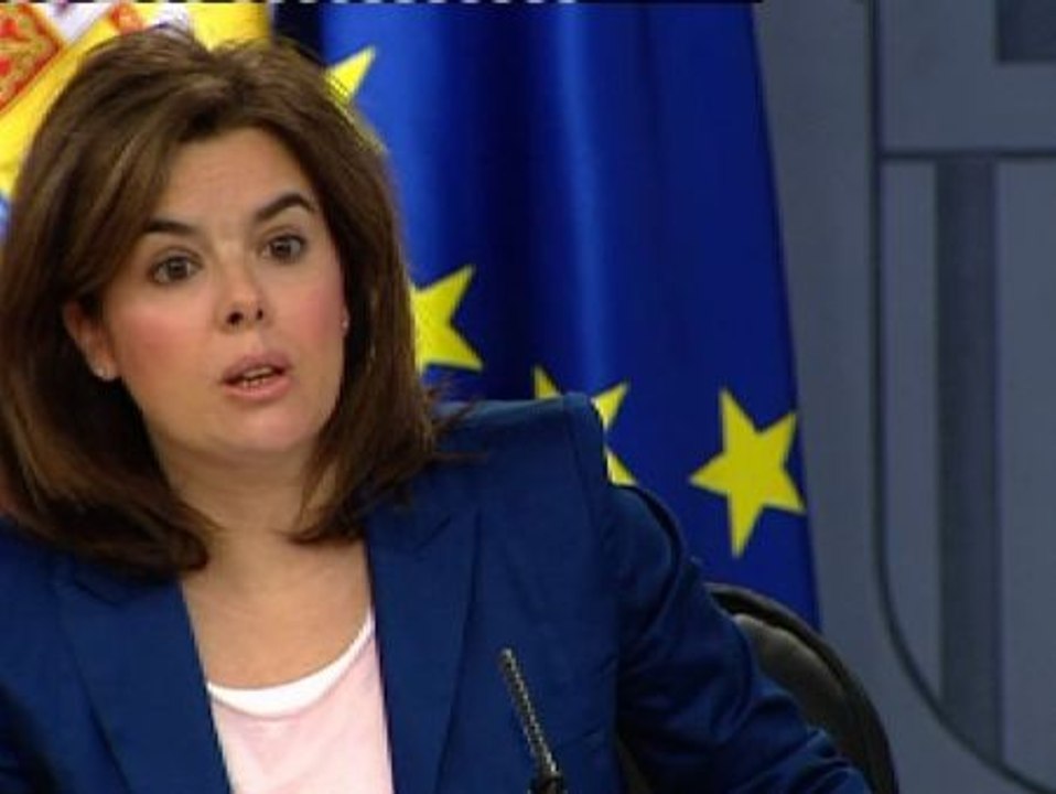 Saénz de Santamaría: "Hay que sacar las Administraciones de las cajas... pues ya se ha hecho"