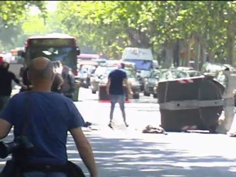 Disturbios en Valencia durante la jornada de huelga general en el sector de la educación