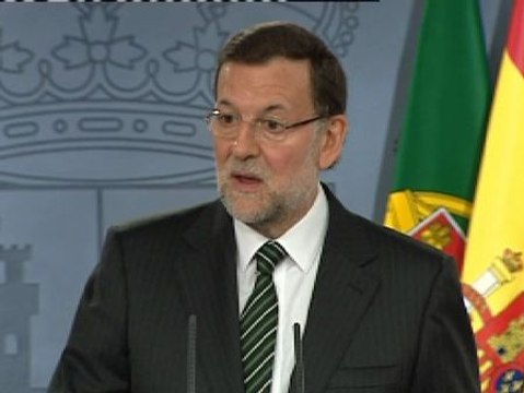 Rajoy habla de sensatez, sentido común, altura de miras y generosidad para reducir el déficit
