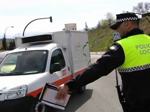 La mayoría de conductores excede la velocidad permitida en las carreteras secundarias